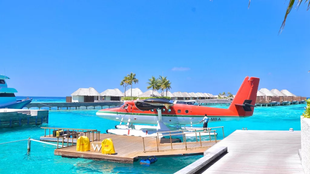 maldives sea plane